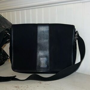 Coach 6411 messenger laptop bag leather & nylon black